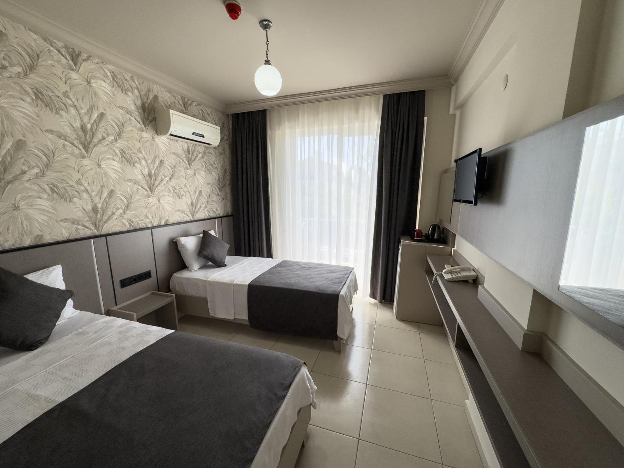 Sardunya Hotel 페티예 외부 사진